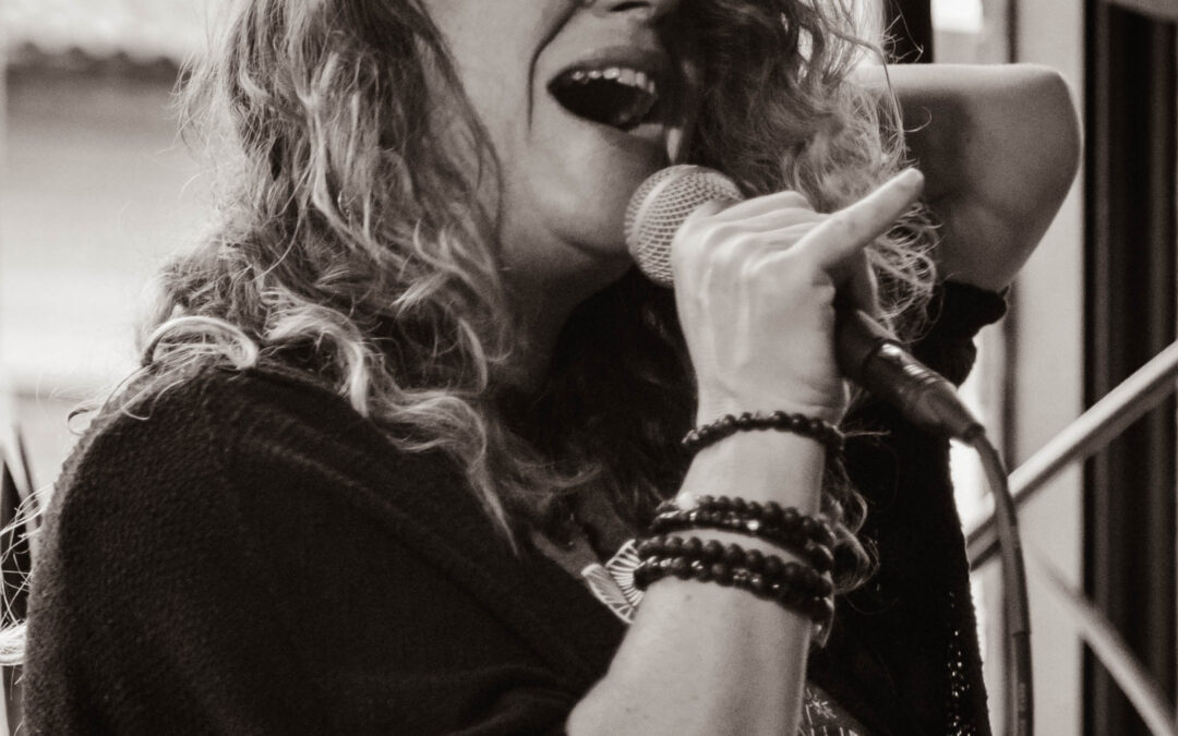 Beth Lizano Trio will be preforming on January 10th at 8:00 PM.